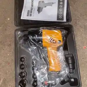 Болтоверт, Душанбе
