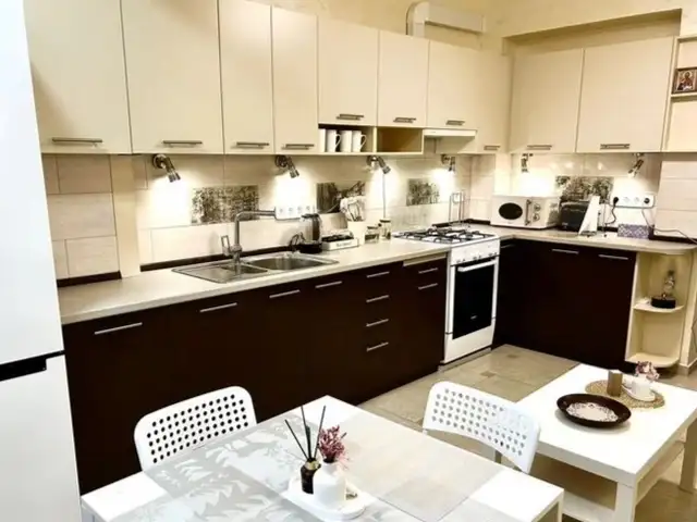 2-комн. квартира, 5 этаж, 78м², Зирбак, Душанбе
