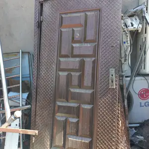 Дверь, Душанбе