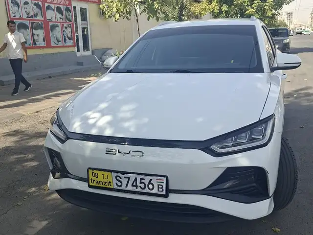 BYD B2