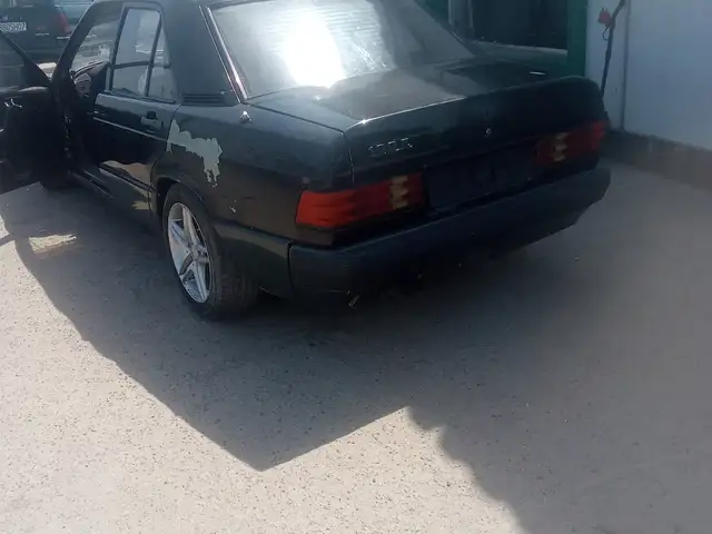 Mercedes-Benz W201