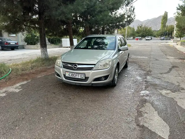 Opel Astra H