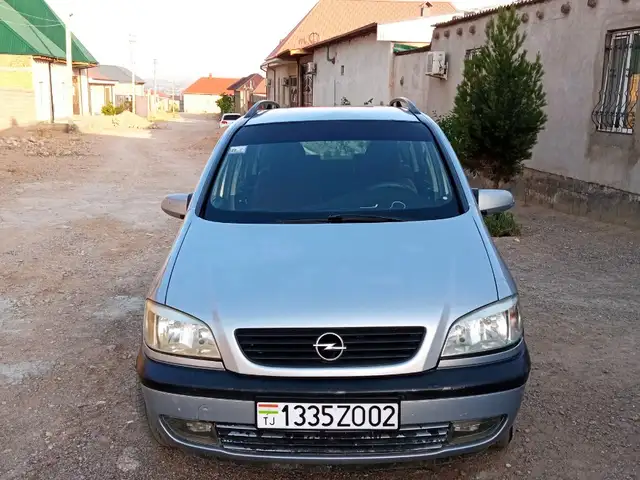 Opel Zafira