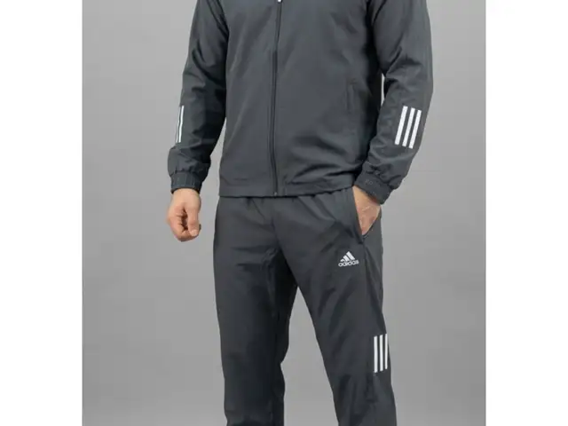 Спортивный костюм Adidas 90's, Душанбе