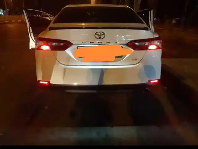 Задний спойлер на Toyota Camry 6, Душанбе