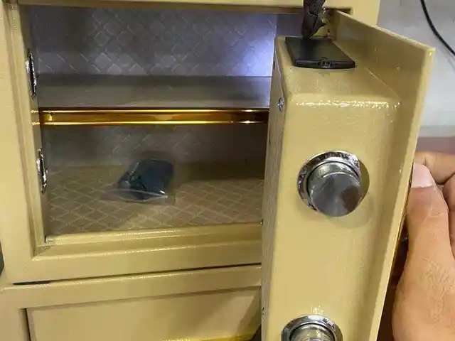 Сейф 30, Душанбе