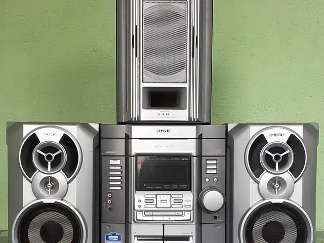 Музыкальный центр Sony, Гиссар