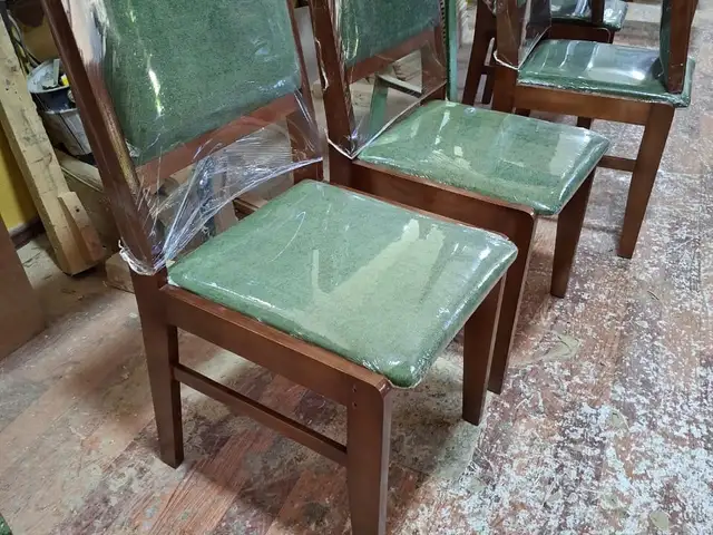 Стул барои ошхона, Душанбе