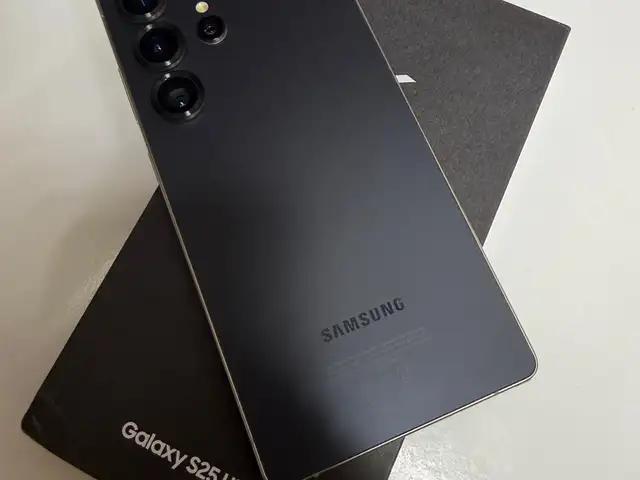 Samsung Galaxy S25 Ultra 12/256Gb, Худжанд