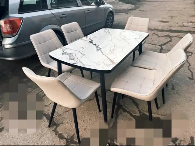 Стол и стулья, Душанбе