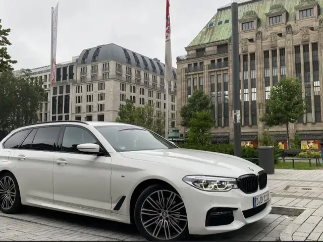 Полик на BMW 5 серии, Душанбе