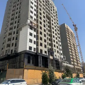 2-комн. квартира, 13 этаж, 76 м², шохмансур, Душанбе