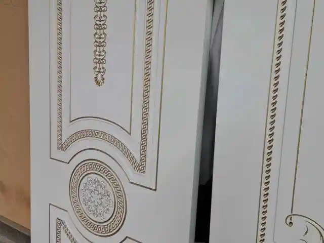 Дверь, Душанбе