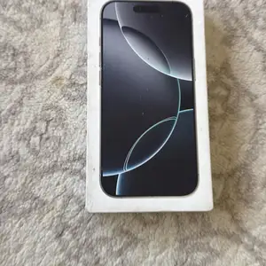 Apple iPhone 16 Pro, 128 gb, White Titanium, Душанбе