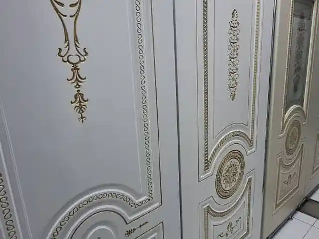 Дверь, Душанбе
