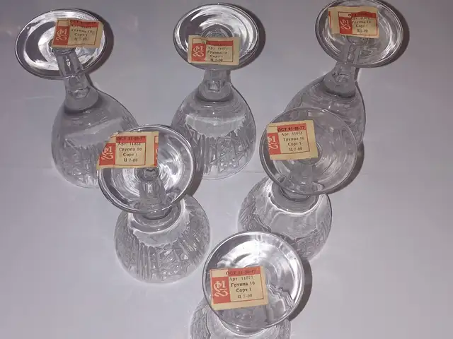 Хрустальные рюмки на ножке, Душанбе