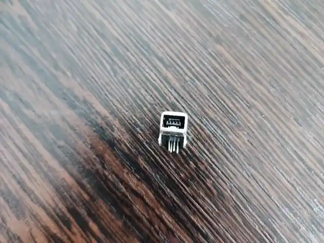 Коннектор IEE1394 FireWire для видеокамер Sony, Хуҷанд