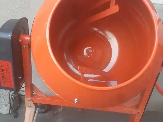 Бетономешалка, Душанбе
