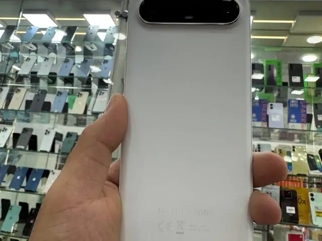 Tecno Spark Slim 8/256GB, Душанбе