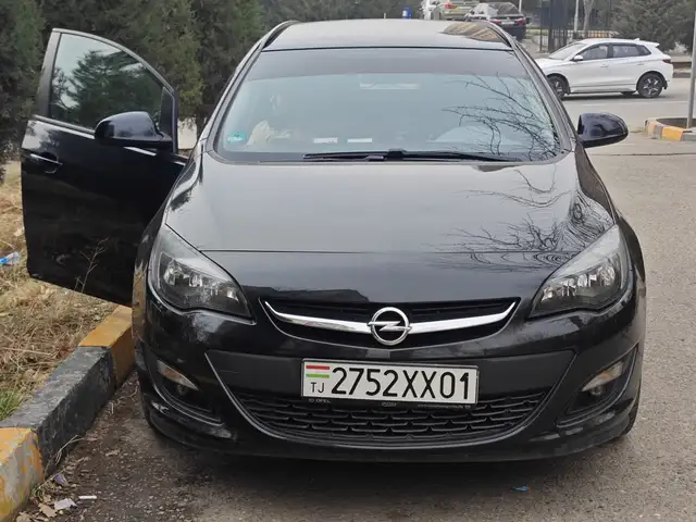 Opel Astra J