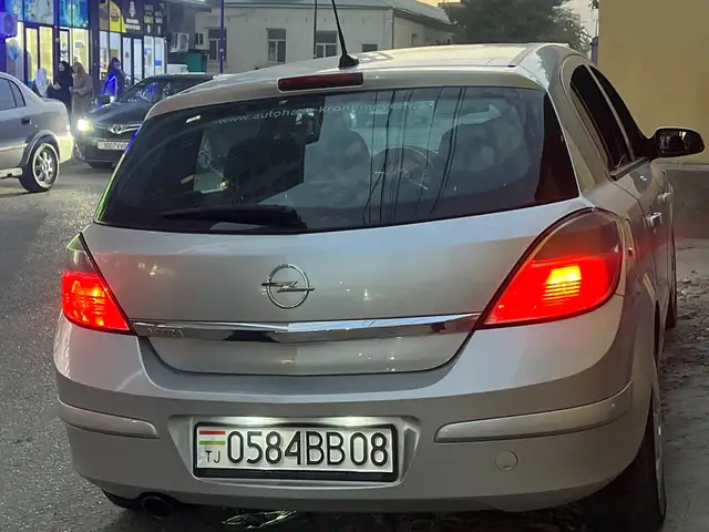 Opel Astra H
