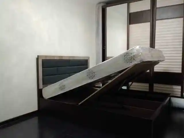 Кровать двуспальная, Душанбе