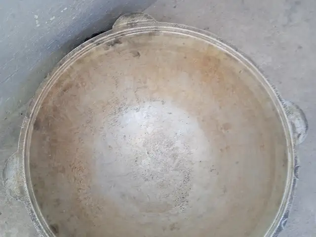 Дег, Душанбе
