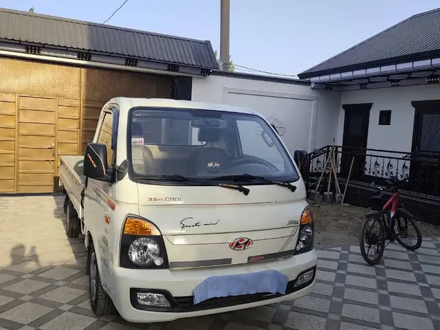 Бортовой автомобиль Hyundai Porter II, 2015, Душанбе