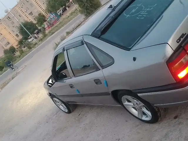 Opel Vectra A