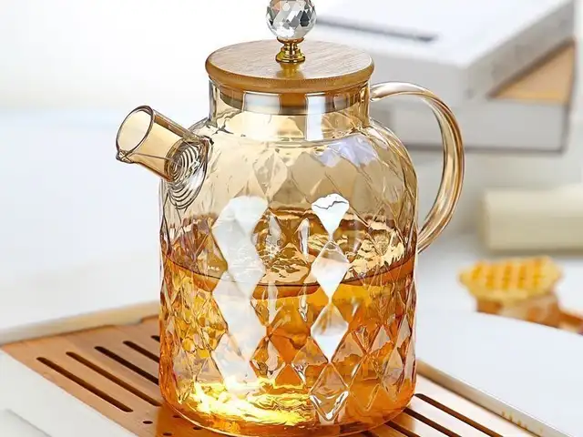 Стеклянный заварочный чайник TEA & POT, Душанбе