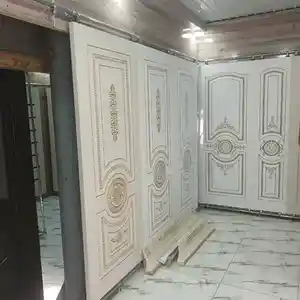 Дверь, Душанбе
