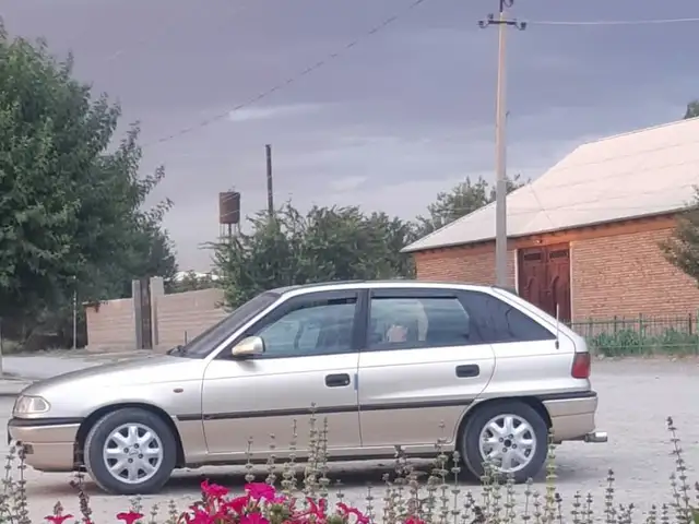 Opel Astra F
