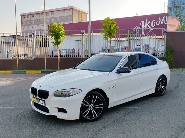 BMW M5