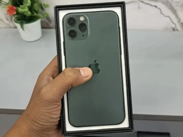 Apple iPhone 11 Pro, 64 gb, Midnight Green, Худжанд