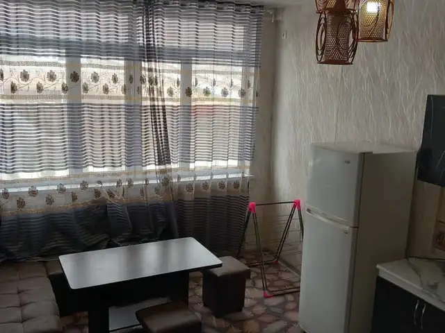 1-комн. квартира, 5 этаж, 54 м², 18 мкр, Худжанд