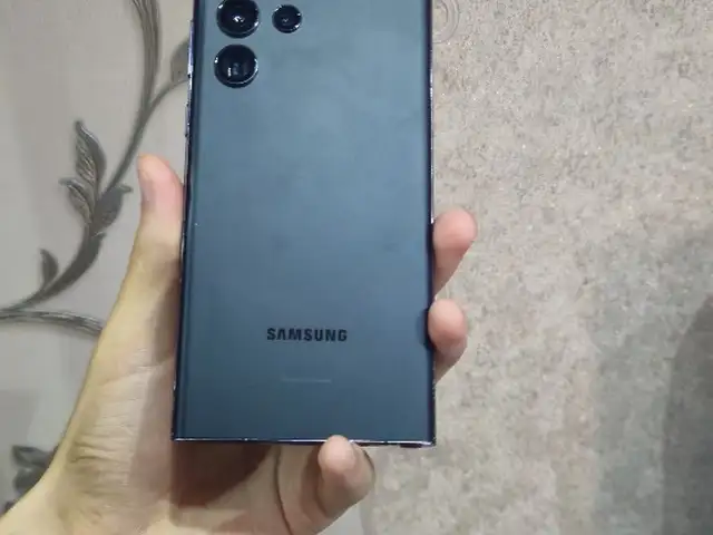 Samsung Galaxy S22 Ultra 5G, Душанбе