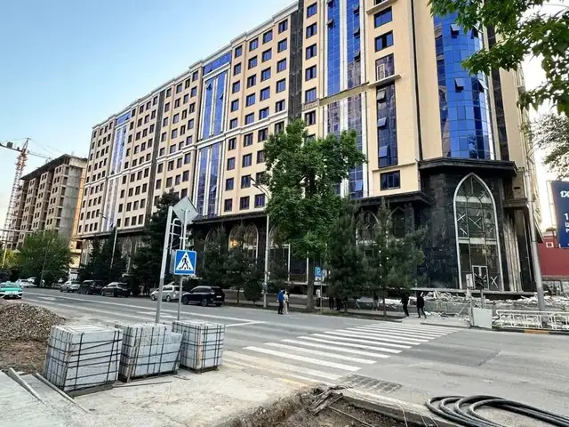Помещение под свободное назначение, 183м², Шохмансур, Душанбе