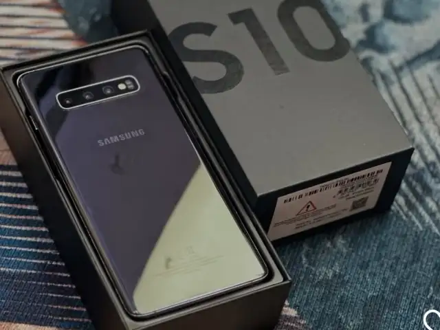 Samsung Galaxy S10+ 128/8Gb Vetnam 5G 2sim, Хуҷанд