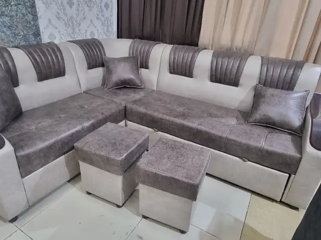 Угловой диван, Худжанд