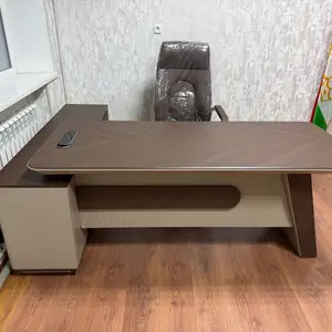 Мизи рохбар, Душанбе