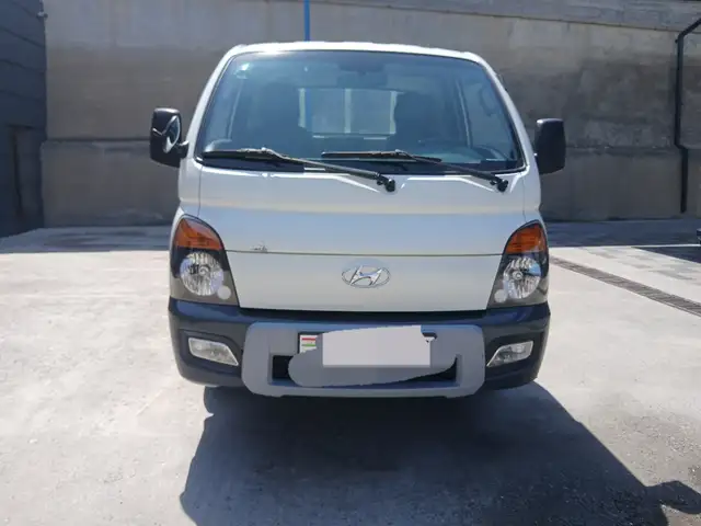 Бортовой автомобиль Hyundai Porter, 2014, Исфара