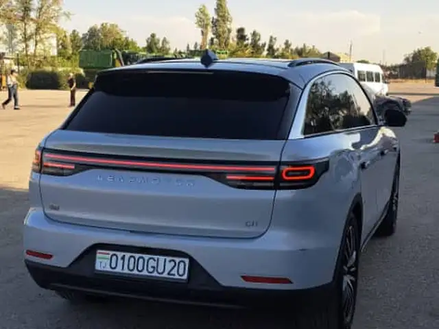 Leapmotor C11