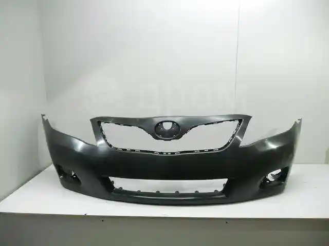 Передний бампер на Toyota Camry 2, Душанбе