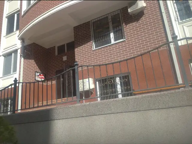 2-комн. квартира, Цокольный этаж, 68 м², 19мкр, Худжанд