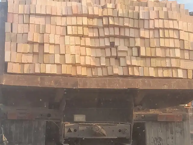 Хишти босифат, Хуҷанд