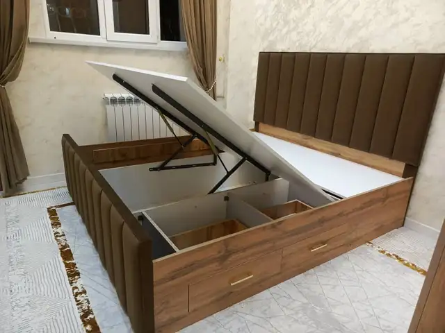 Двухспальная кровать, Душанбе