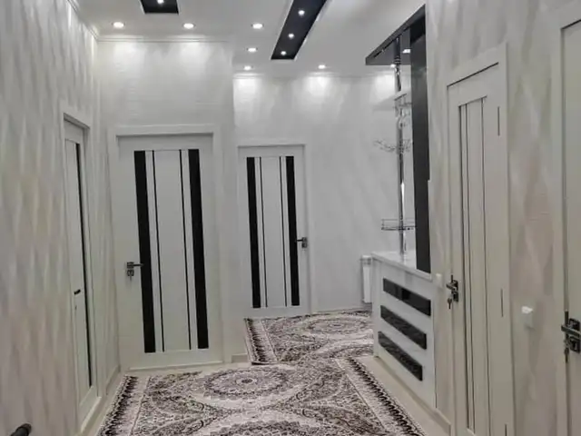 3-комн. квартира, 10 этаж, 80м², Сомони, Душанбе