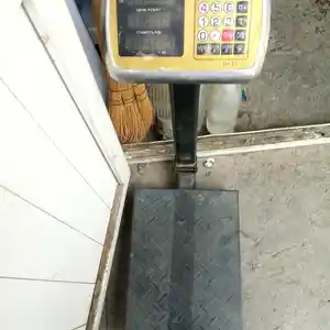 Тарозу на запчасти, Хуҷанд