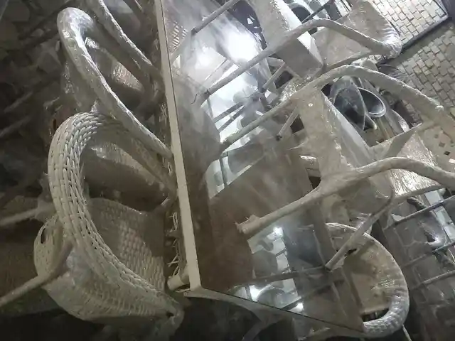 Стол и стулья, Душанбе