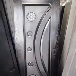 Дверь, Душанбе